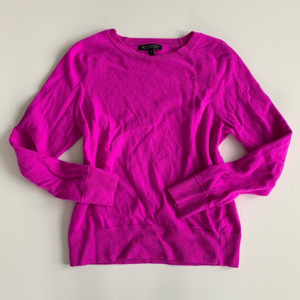 Banana Republic Magenta Womens Sweater Size M